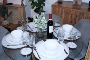 Cosy Birmingham Retreat- 2 Bedrooms with Parking